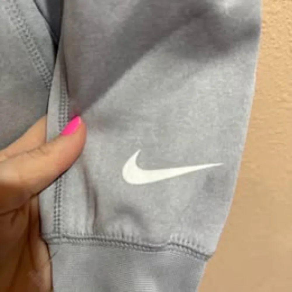 Nike Youth S Philly Eagles Super Bowl LVII Conference Champs Hoodie NWOT - Picture 5 of 5